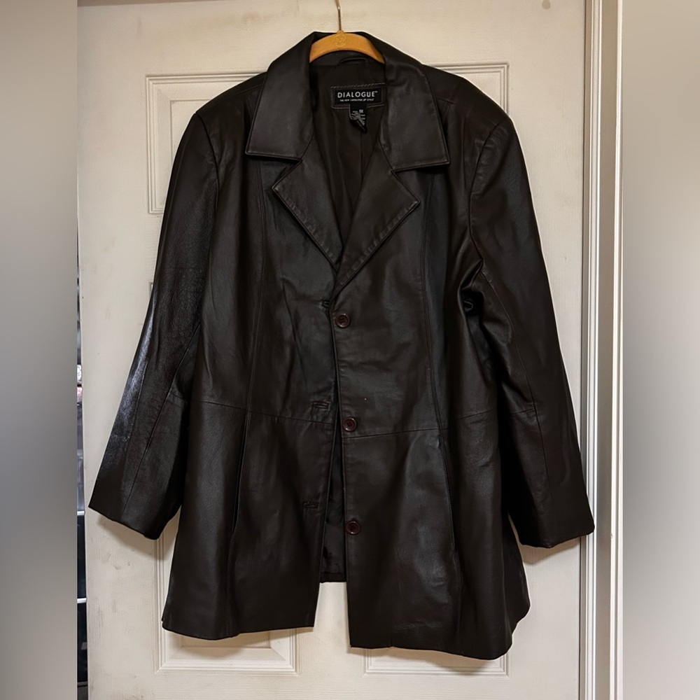 Dialogue Leather Jacket - Picture 3 of 9